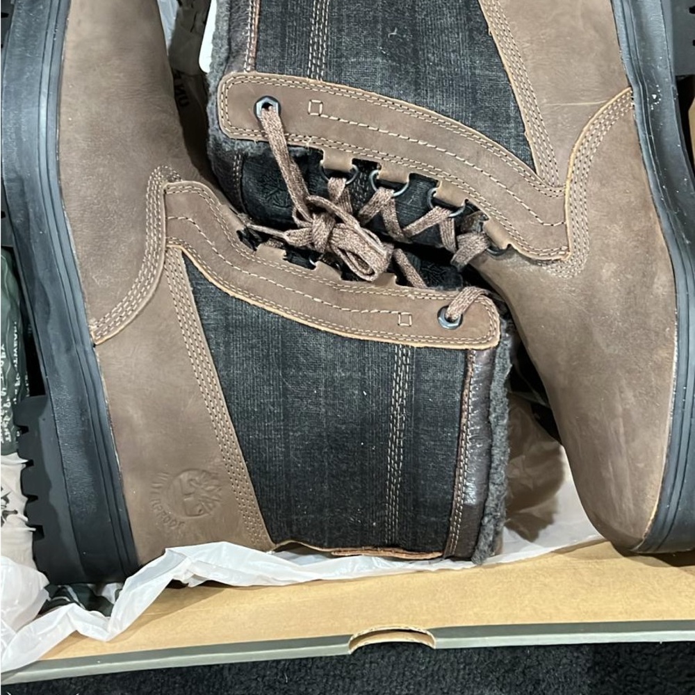 Men's Brown Timberlands boots